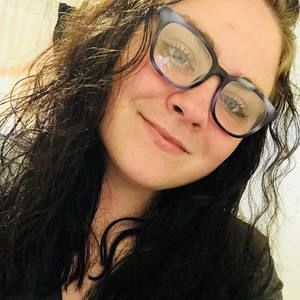 Meet your Posher, Katelyn